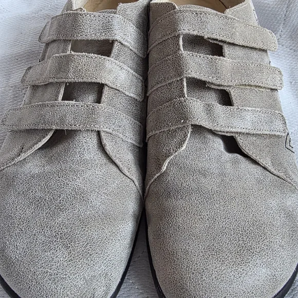 Naot Gray Moccasins with Black Embroidery - Picture 2 of 10